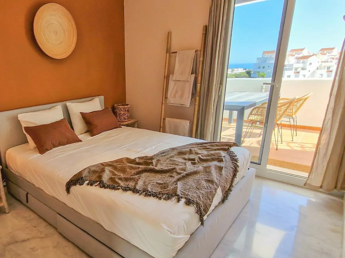 Seaview Penthouse Valle Romano Golf 埃斯特波纳 西班牙